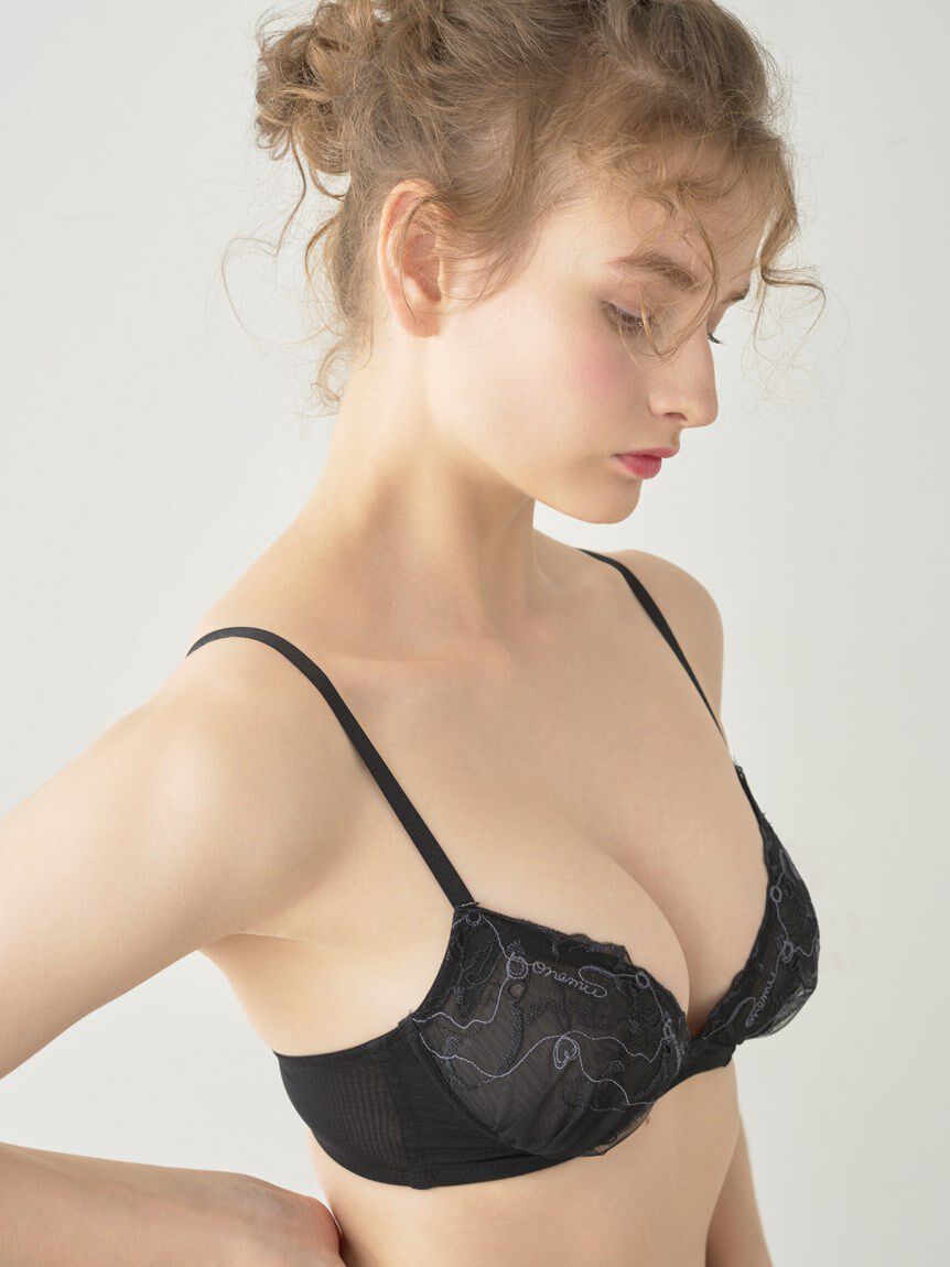 LILY BROWN Lingerie「【LILY BROWN Lingerie】ネコ柄レース　エフォートレシー ブラ」|インナー|