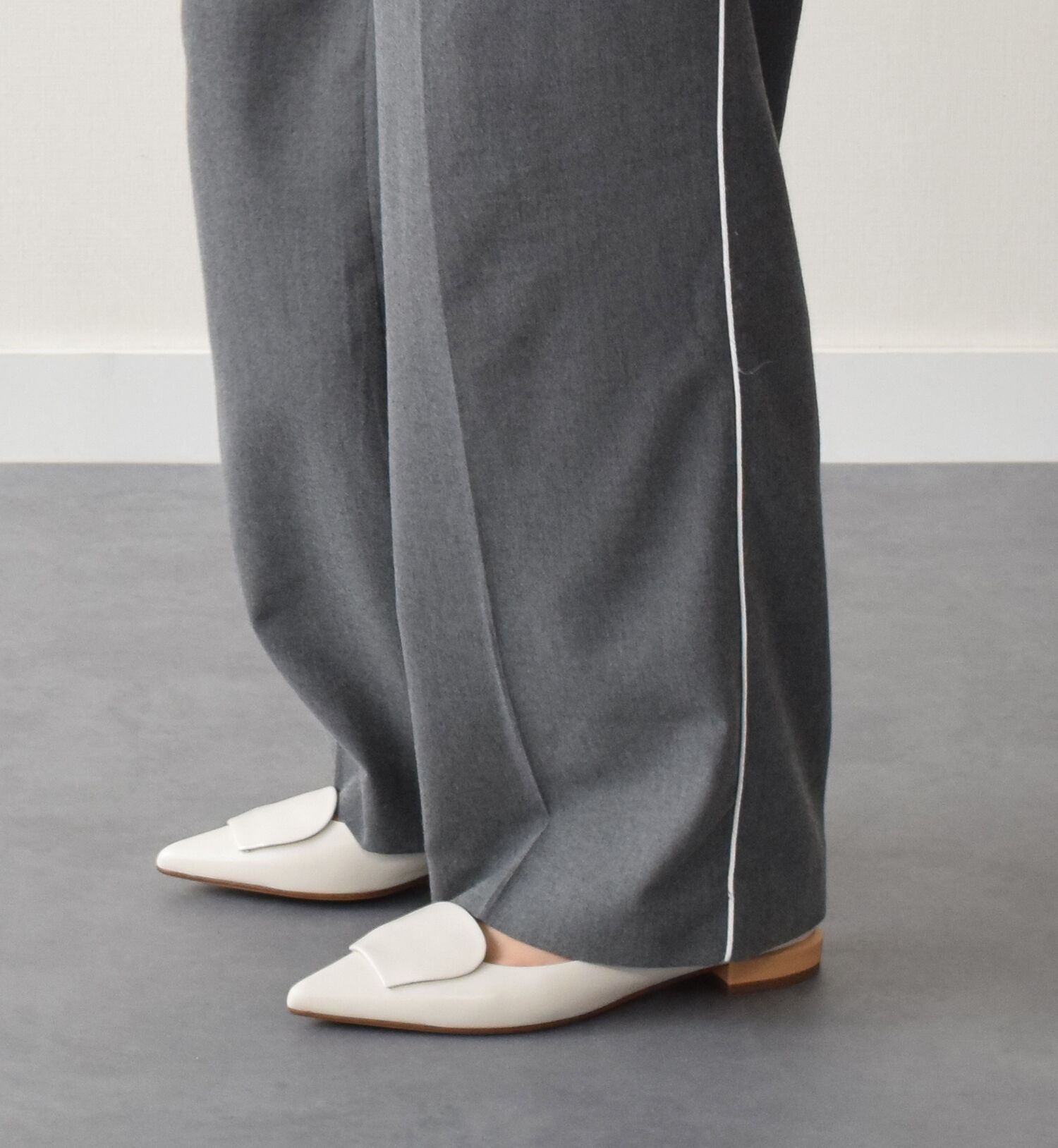 FABIO RUSCONI 「【FABIO RUSCONI】ローヒールポインテッドトウパンプス」|パンプス|