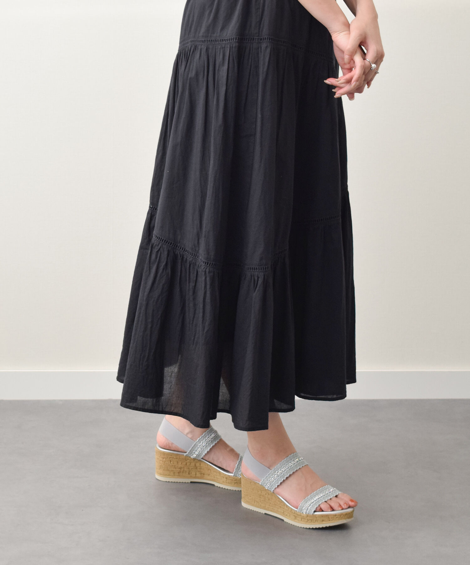 IMPORT SELECT「【ITALIAN SHOEMAKERS】ラインストーンリボン厚底サンダル」|サンダル|