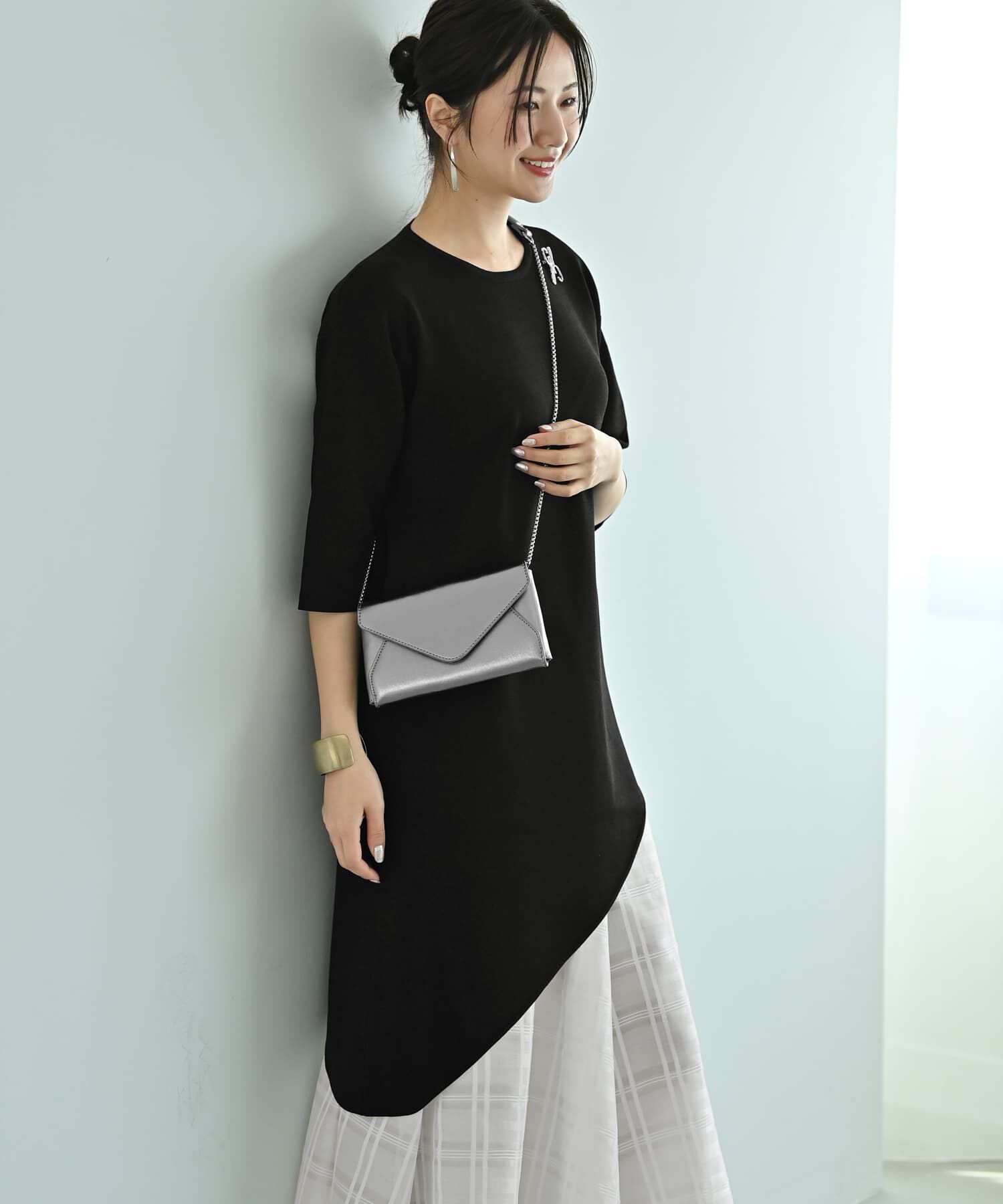 STYLE DELI「【Kana Oyama&times;BLK001】アシメトップス／DELI size」|Tシャツ・カットソー|ブラック