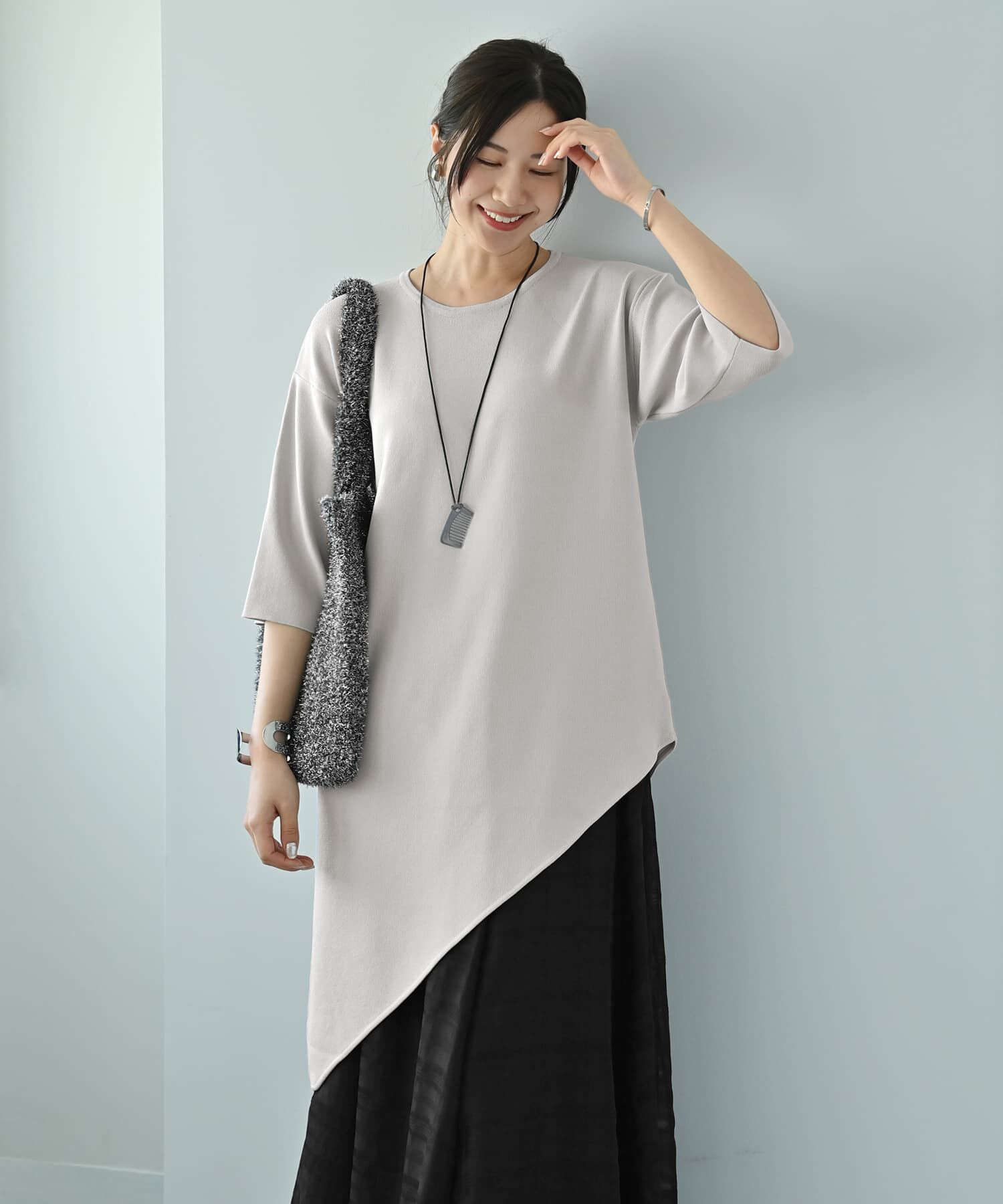 STYLE DELI「【Kana Oyama&times;BLK001】アシメトップス／DELI size」|Tシャツ・カットソー|ライトグレー