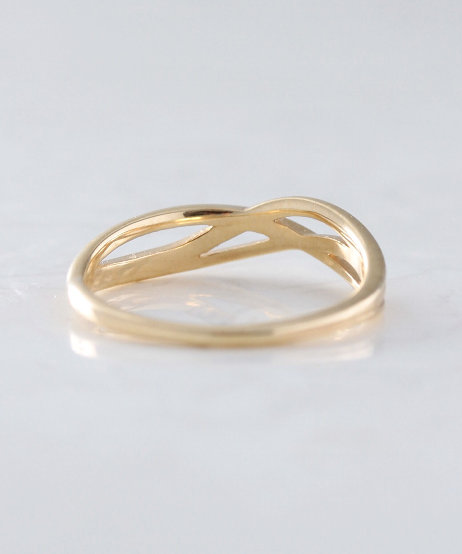  「K10 3本ラインウェーブ ゴールドピンキーリング」|リング|