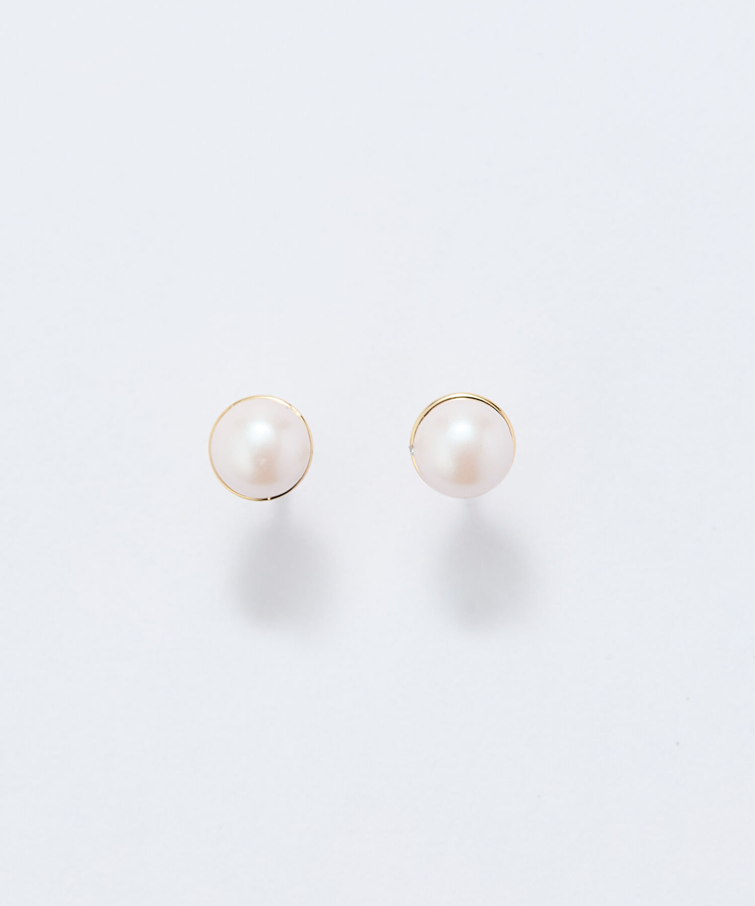 Phoebe「ミニワンポイントパールピアス」|ピアス|