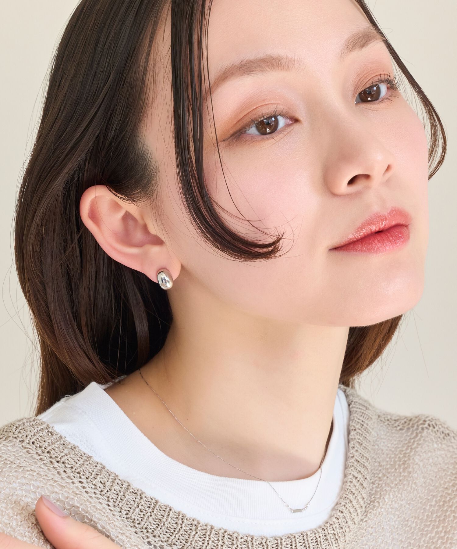 Phoebe「【ピアス見えシリーズ/金属アレルギー対応】オーバルフープスナップイヤリング　シルバー」|イヤリング|