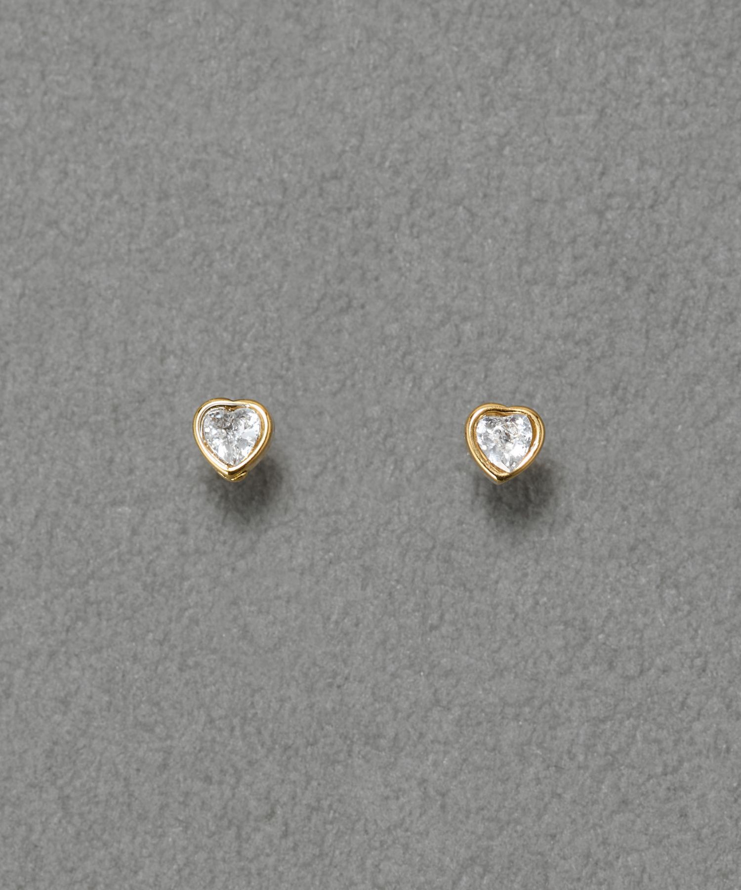 Phoebe「【金属アレルギー対応】ジュエルハートピアス　ゴールド/サージカルステンレス」|ピアス|ゴールド