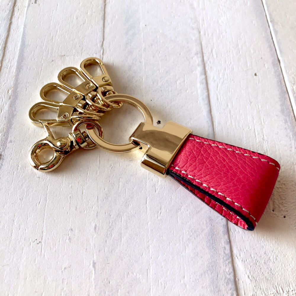 BACKYARD FAMILY「キーホルダー 本革 通販 キーリング キーチャーム レディース メンズ レザー 革 ペア おしゃれ」|チャーム・キーホルダー|ピンク1