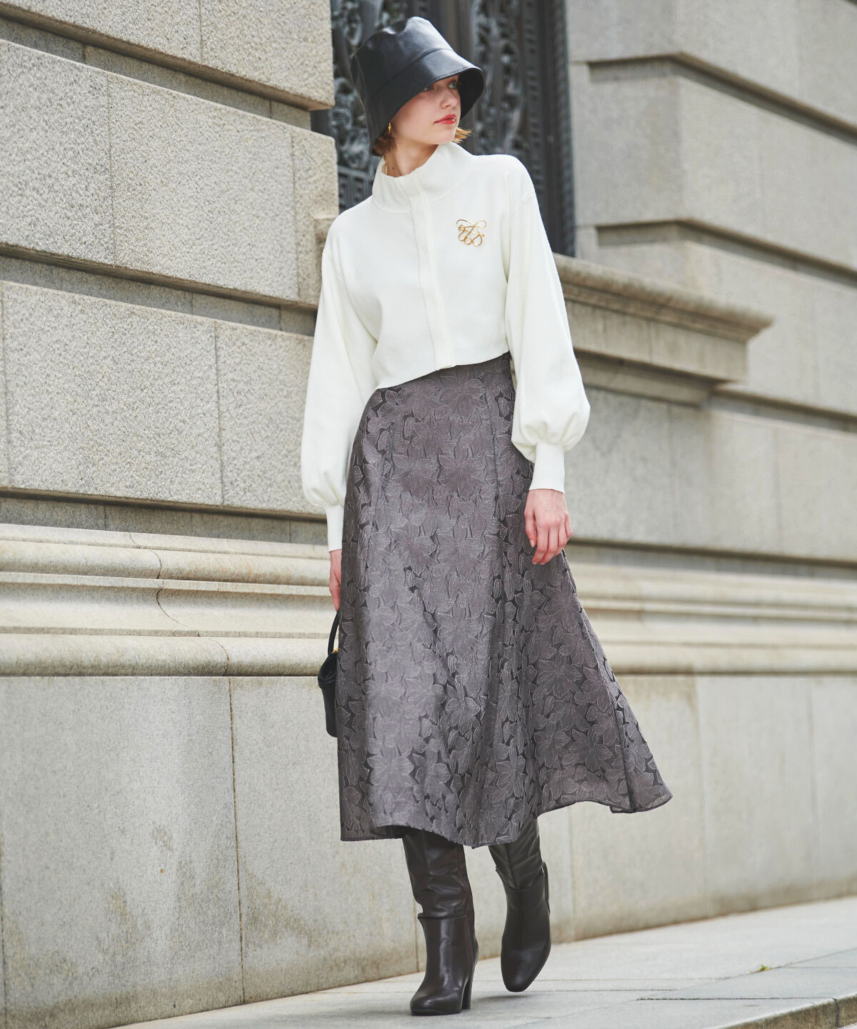 アンドクチュール「クロップトスタンドネックニットジャケット」|ノーカラージャケット|