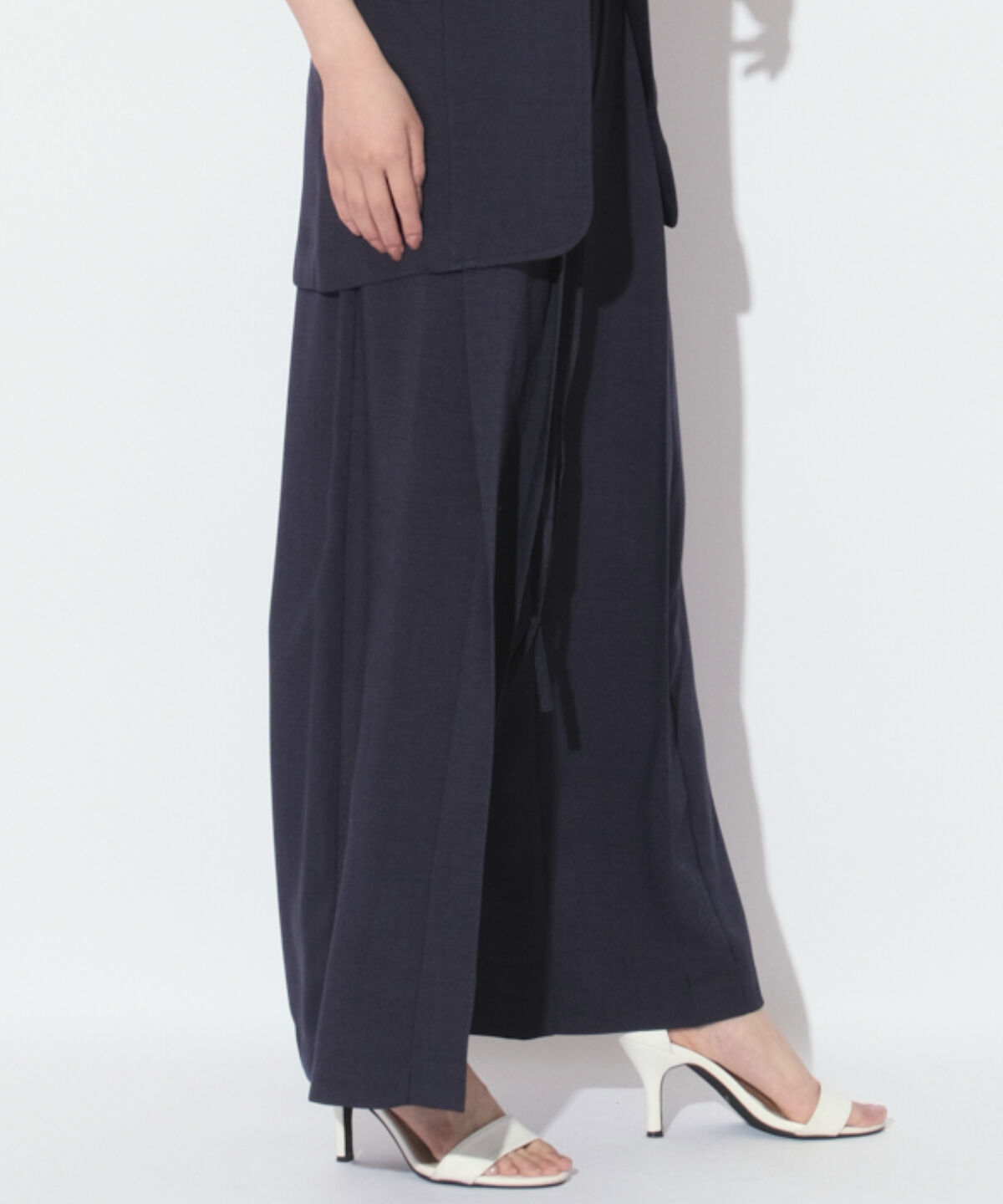 アンドクチュール「麻調プリーツワイドパンツ」|その他|