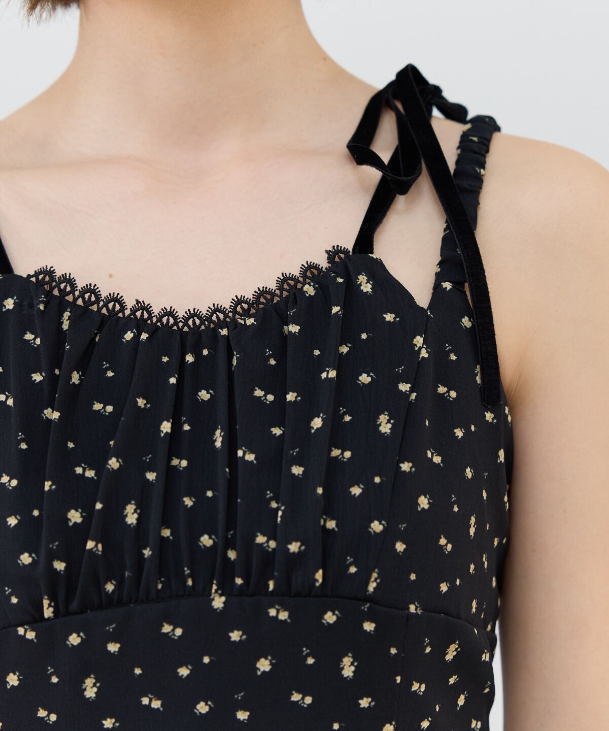 REDYAZEL「ミニフラワーWストラップロングワンピース」|ワンピース|