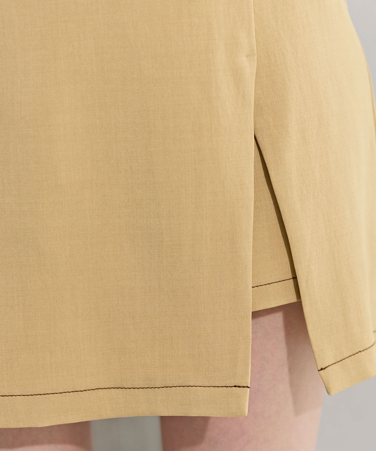 REDYAZEL「コントラストステッチミニスカート」|台形|