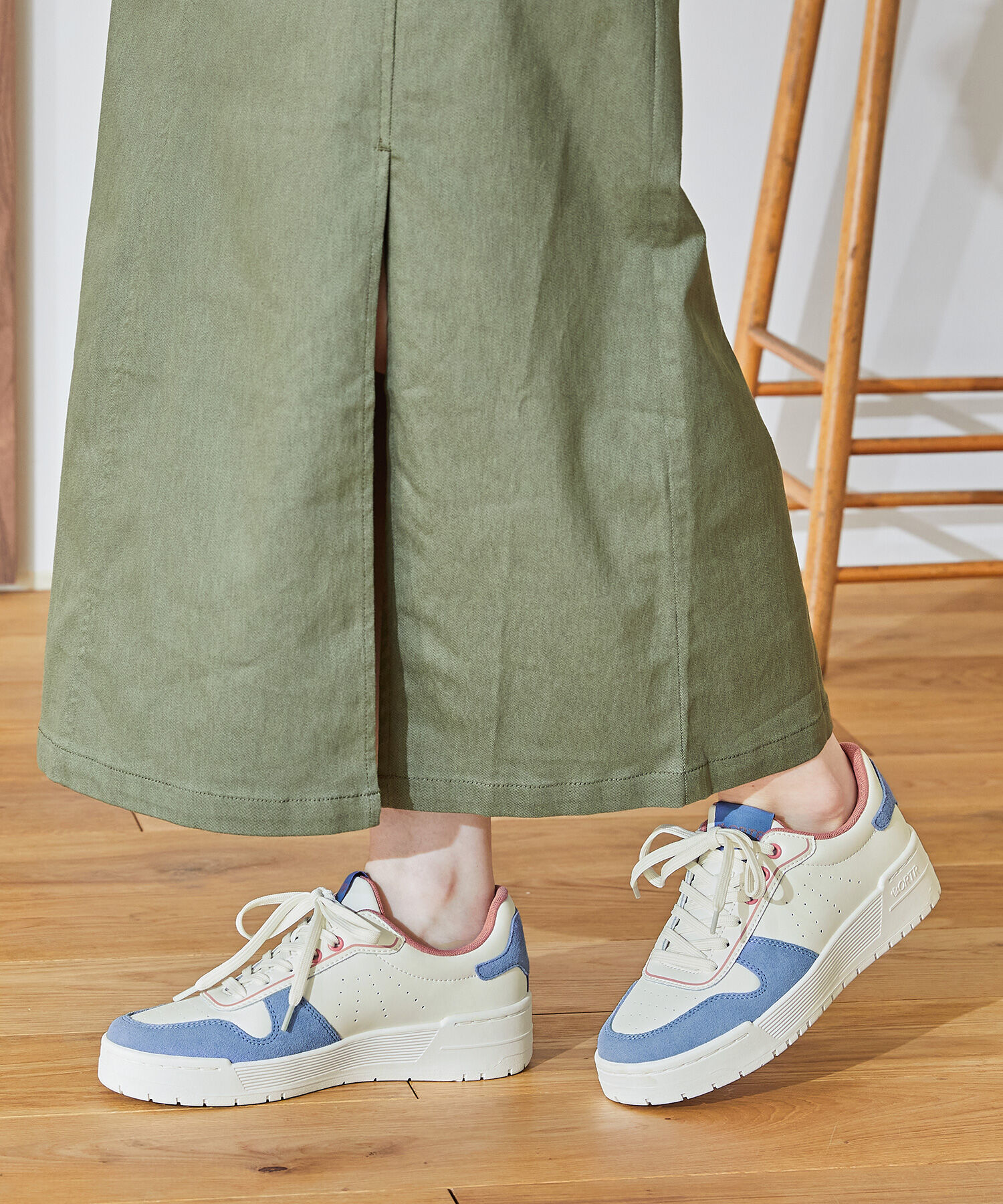 ORiental TRaffic「【トレンド】パンチングミッドソールスニーカー/OT3725 スニーカー 定番 人気 売れてる」|スニーカー|