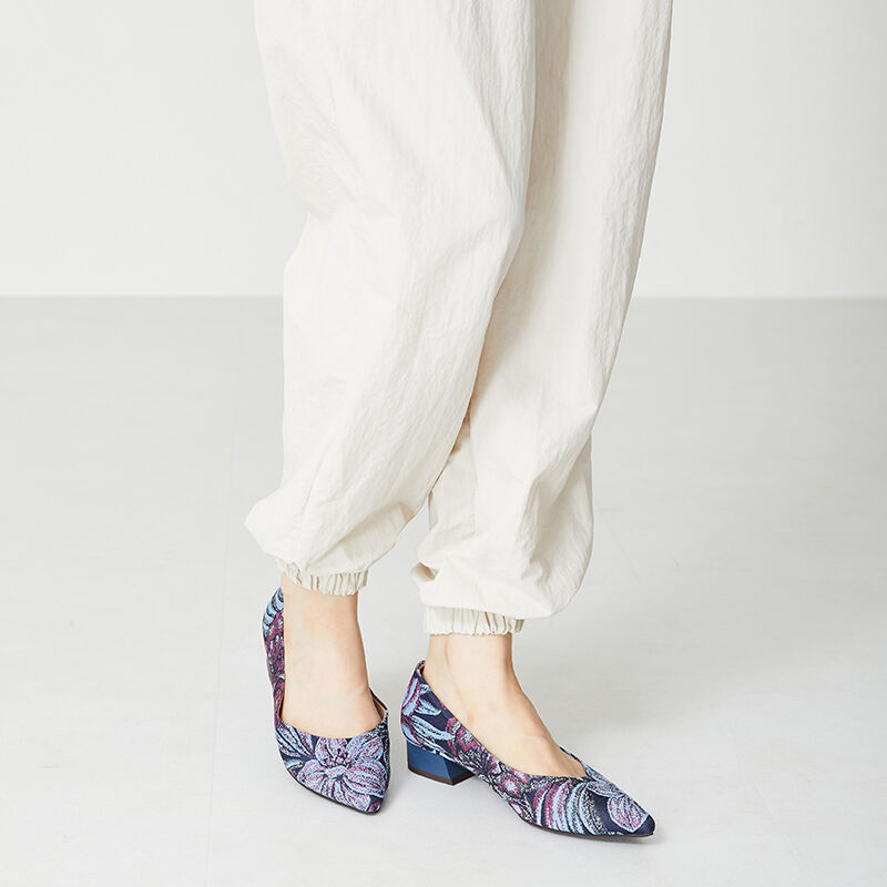 WA Oriental TRaffic「バイカラーポインテッドトゥパンプス/32307」|パンプス|