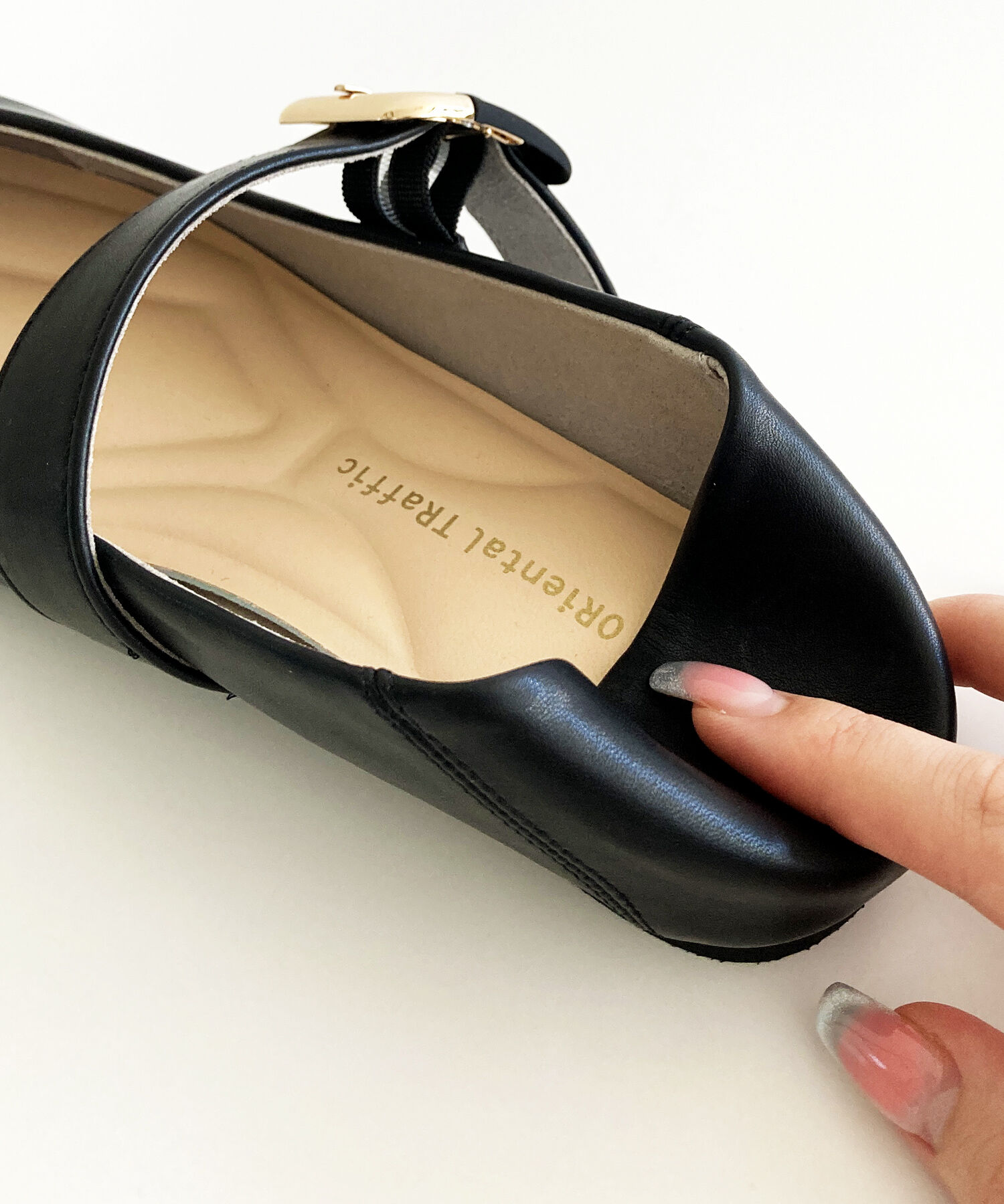 WA Oriental TRaffic「●2025春夏新作●配色バックル柔らかフラットパンプス/52118 パンプス フィット クッション 人気 トレンド」|パンプス|