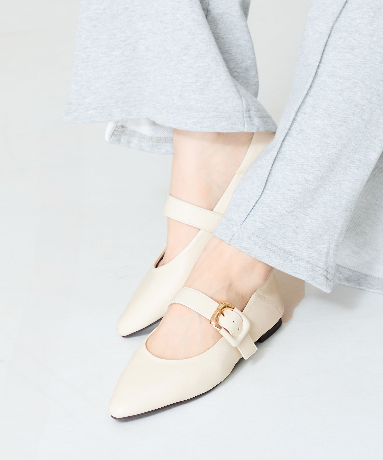 WA Oriental TRaffic「●2025春夏新作●配色バックル柔らかフラットパンプス/52118 パンプス フィット クッション 人気 トレンド」|パンプス|