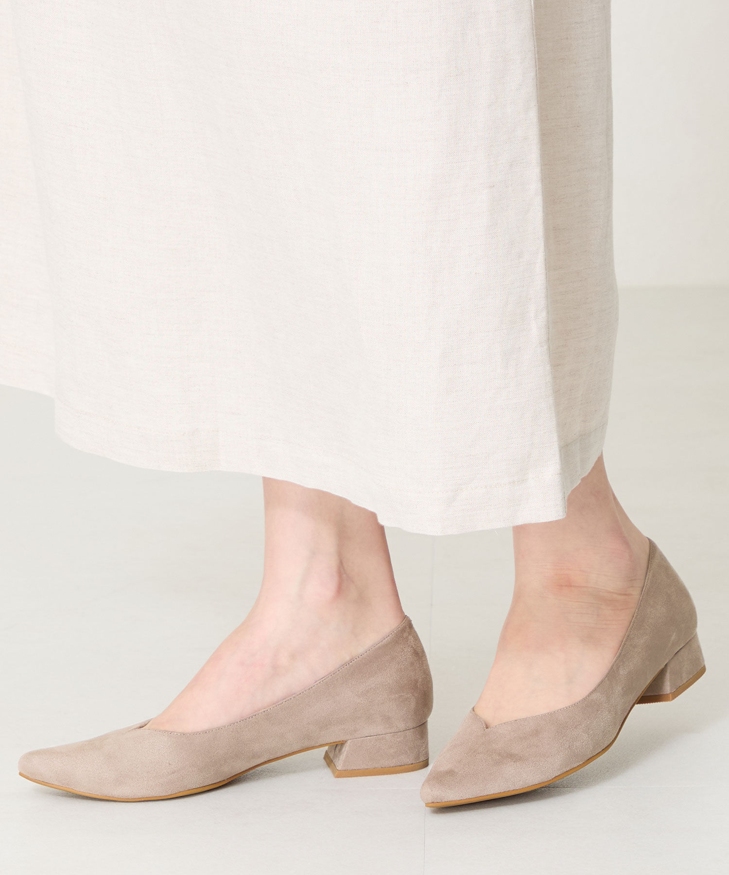 ORiental TRaffic「【WEB限定】スリットカット ポインテッドトゥ ヒール パンプス /55105 通勤 Vカット シンプル」|パンプス|