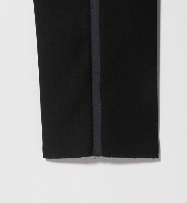 UNITED ARROWS「ブラック アジャスター ノープリーツ タキシードパンツ」|スーツ|