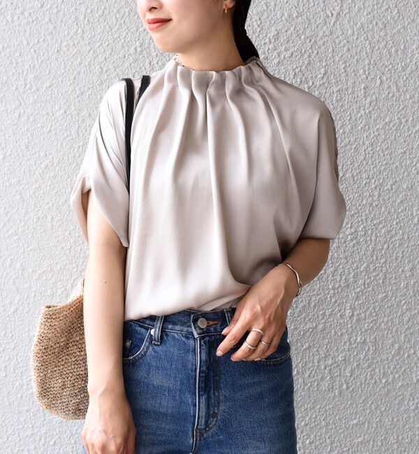SHIPS for women「〈手洗い可能〉ネック ギャザー ソリッド ブラウス 」|シャツ・ブラウス|ベージュ系