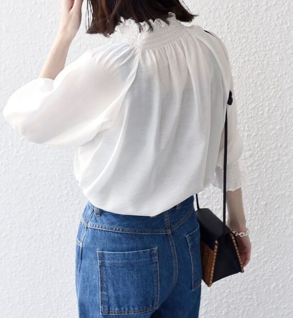 SHIPS for women「〈洗濯機可能〉シアー シャーリング ネック 5分袖 ブラウス」|シャツ・ブラウス|