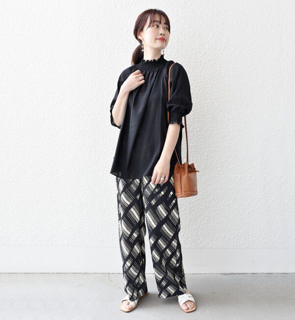 SHIPS for women「〈洗濯機可能〉シアー シャーリング ネック 5分袖 ブラウス」|シャツ・ブラウス|