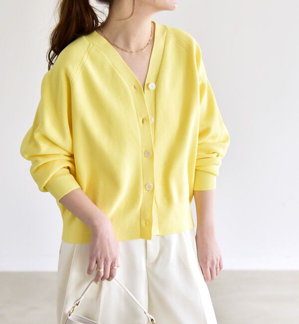 quaranciel「《予約》quaranciel:〈手洗い可能〉アゼ Vネック コンパクト ニット カーディガン」|カーディガン|