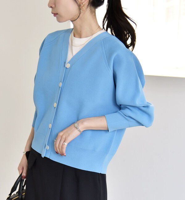 quaranciel「《予約》quaranciel:〈手洗い可能〉アゼ Vネック コンパクト ニット カーディガン」|カーディガン|