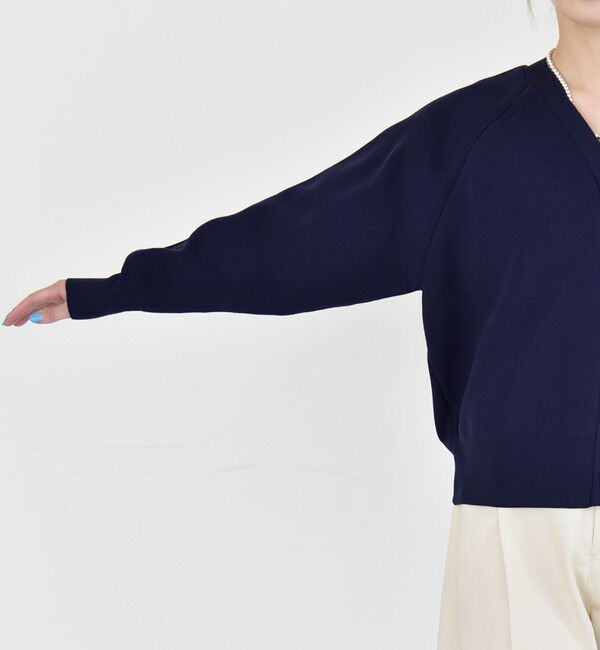 quaranciel「《予約》quaranciel:〈手洗い可能〉アゼ Vネック コンパクト ニット カーディガン」|カーディガン|