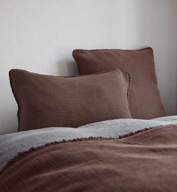 TOMORROWLAND HOME「コットンガーゼ ピロケース(65㎝ｘ65㎝)」|クッション・クッションカバー|