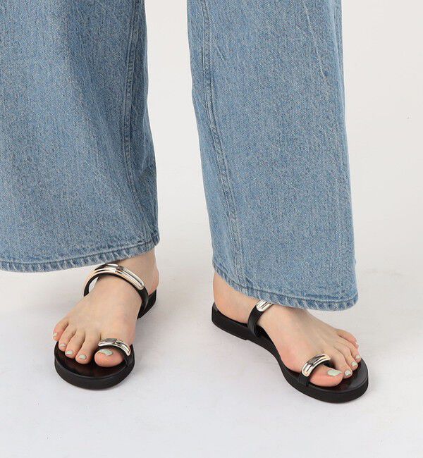 TOMORROWLAND GOODS「【別注】LAOCOONTE ELOISE フラットサンダル」|サンダル|