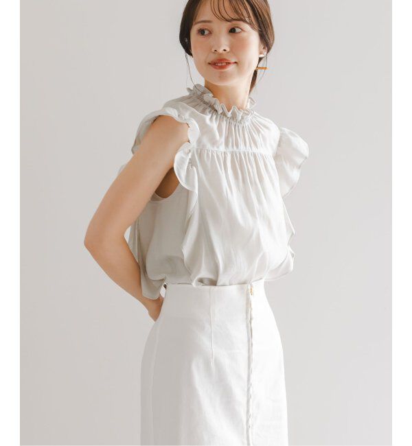 NOBLE「《追加4》【洗える】シャーリングフリルノースリブラウス」|シャツ・ブラウス|