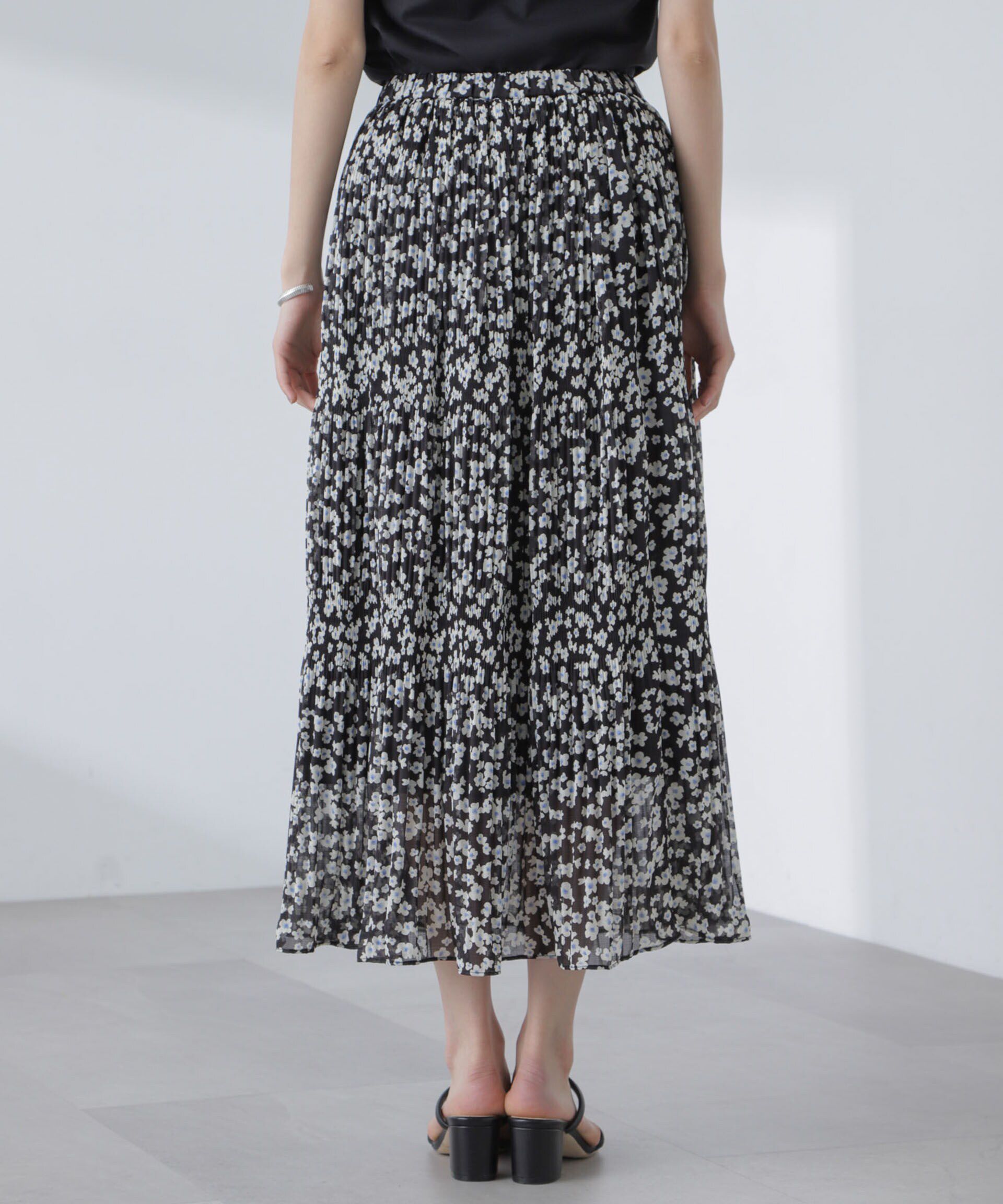 nano･universe「小花柄マジョリカプリーツスカート」|スカート|