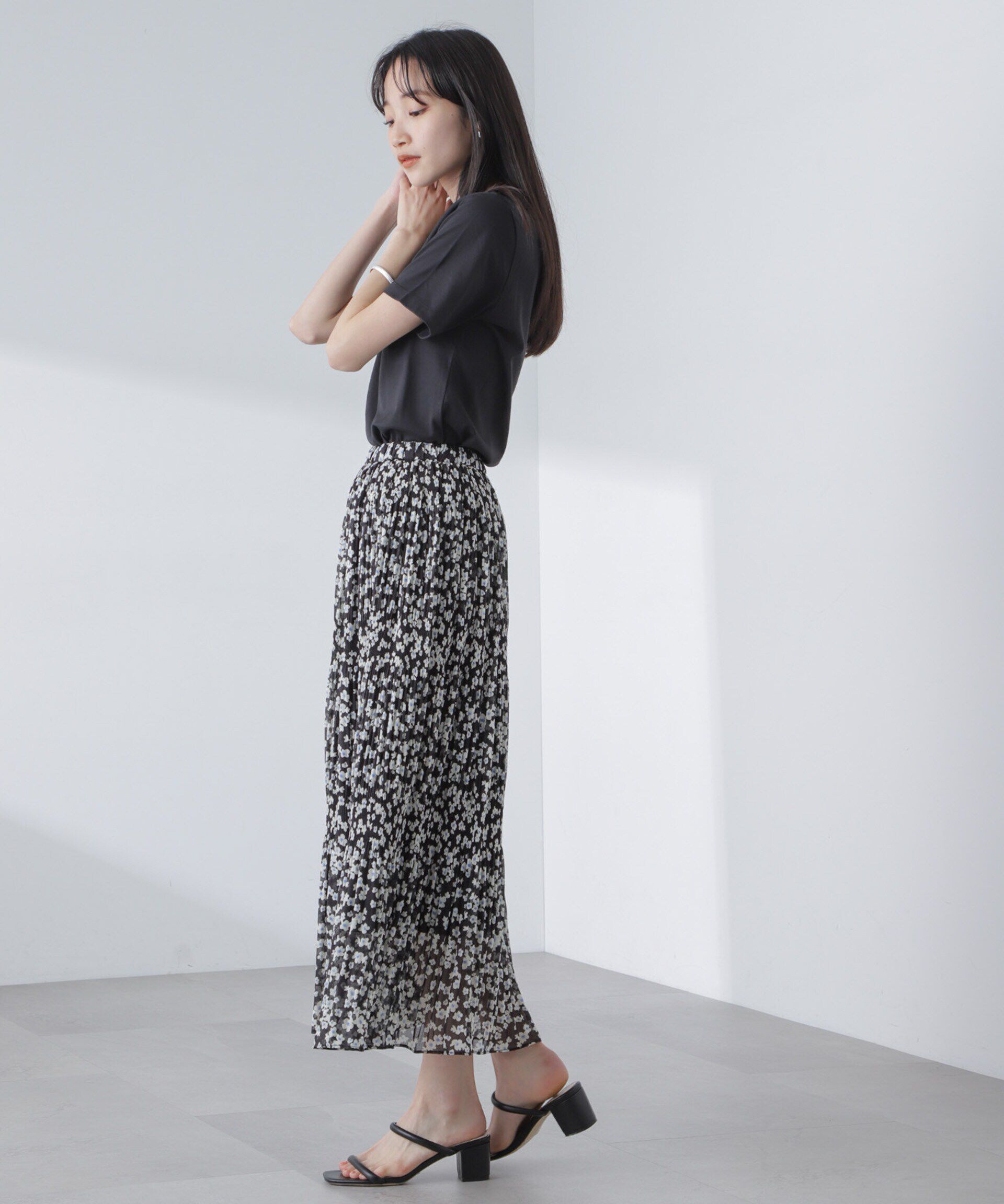 nano･universe「小花柄マジョリカプリーツスカート」|スカート|