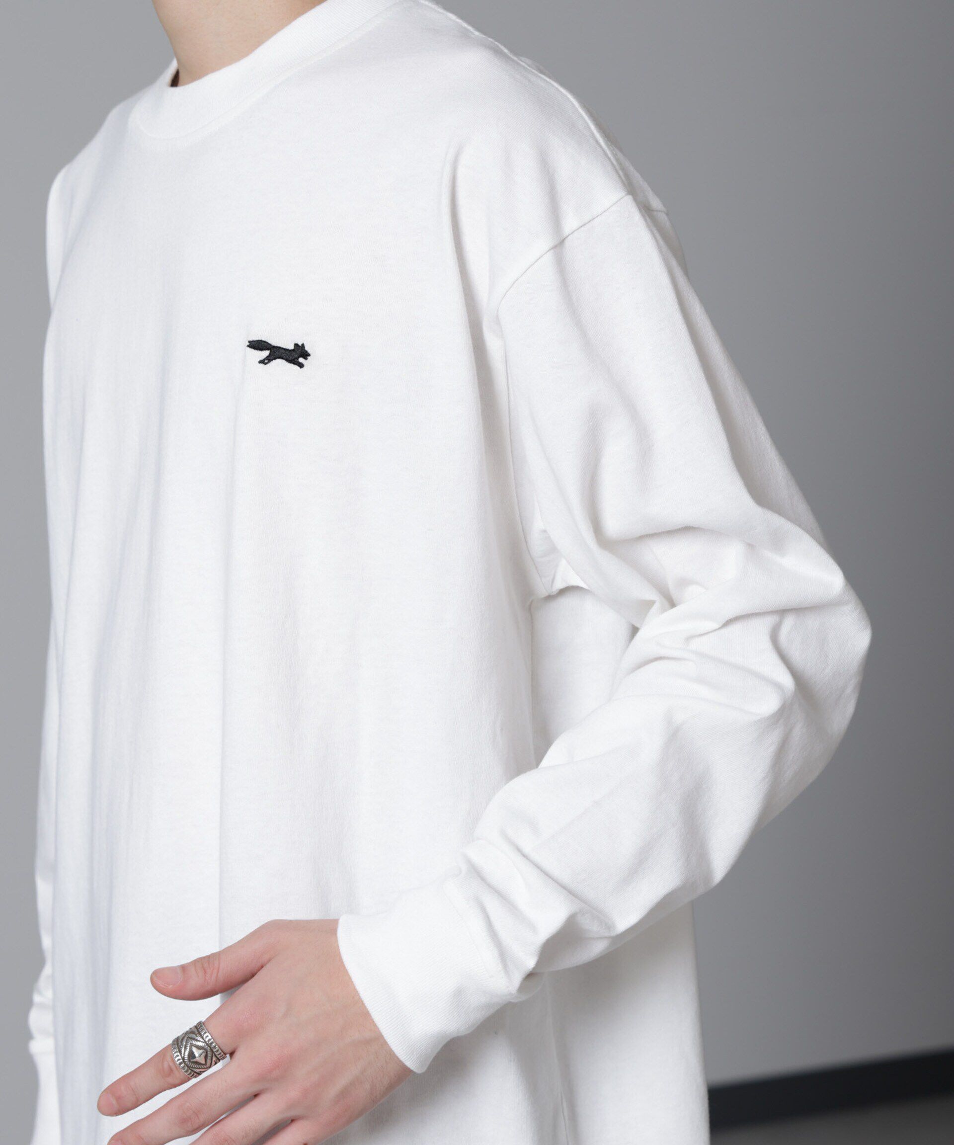 nano･universe「PENNEYS BLACK ワンポイントTシャツ長袖」|Tシャツ・カットソー|