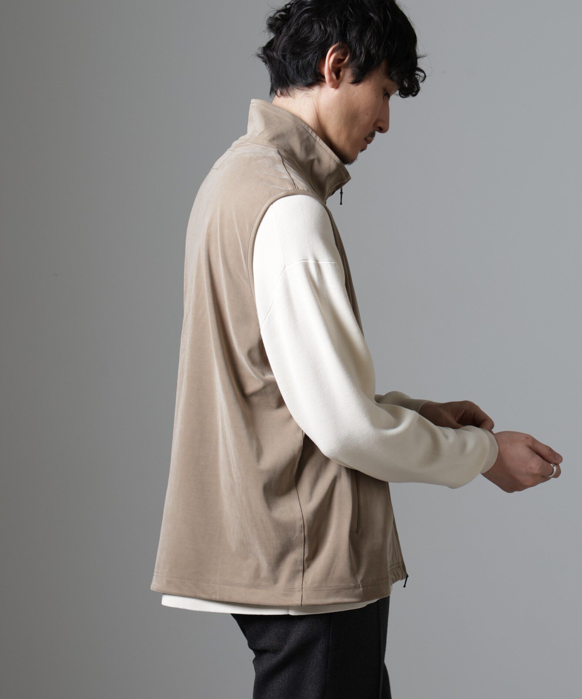 nano･universe「ヌバックライクスムーススタンドカラーベスト」|ダウンベスト・ベスト|