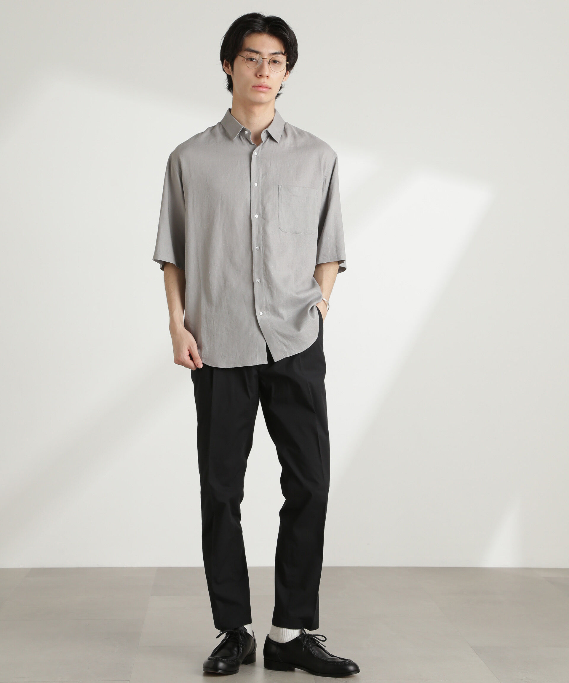 nano･universe「アンチスメルリネン レギュラーカラー 半袖」|シャツ・ブラウス|