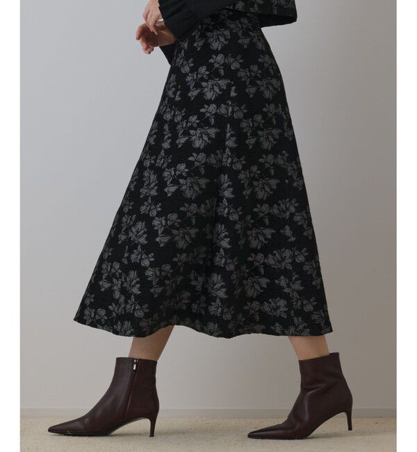 GRACE CONTINENTAL「ラメフラワージャガードフレアスカート」|スカート|