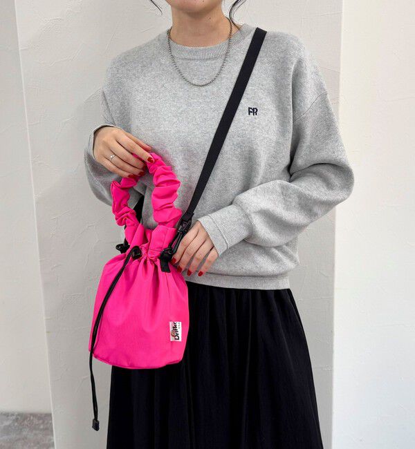 fredy emue「【Drifter/ドリフター】ギャザーハンドル巾着２WAYショルダーバック」|ショルダー・メッセンジャー|ピンク