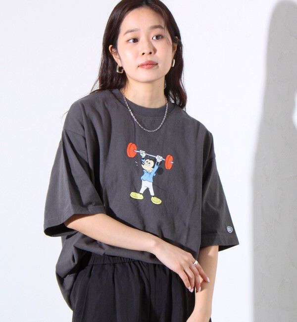 GLOSTER「【MICKEY&times;DISCUS ATHLETIC】コラボ プリント 半袖 クルーネックTシャツ」|Tシャツ・カットソー|