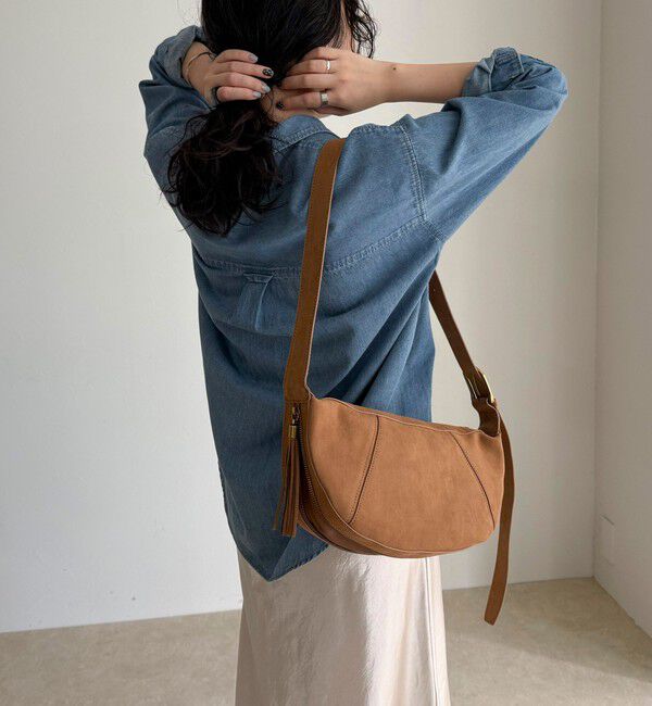 fredy emue「スエードラウンドショルダーバッグ」|ショルダー・メッセンジャー|