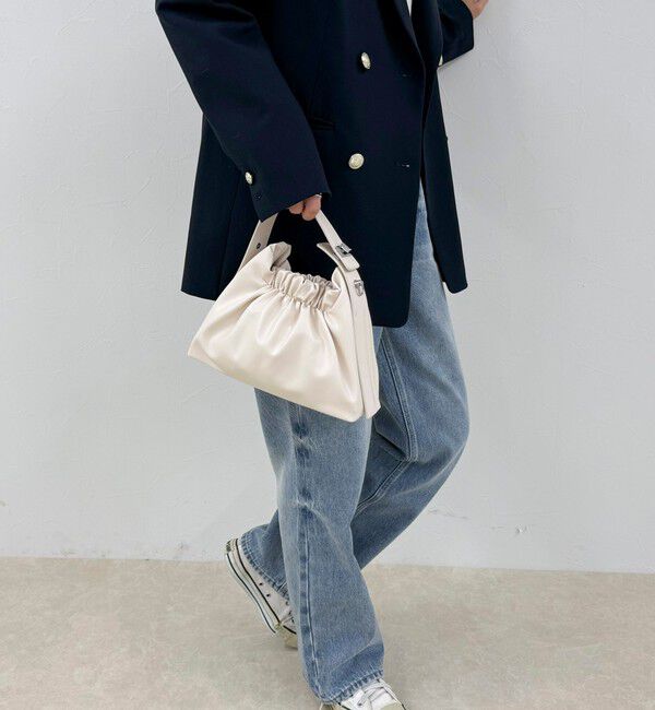 fredy emue「ギャザー三角ワンハンドルバッグ」|ショルダー・メッセンジャー|