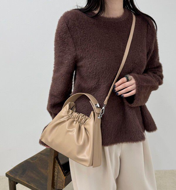 fredy emue「ギャザー三角ワンハンドルバッグ」|ショルダー・メッセンジャー|