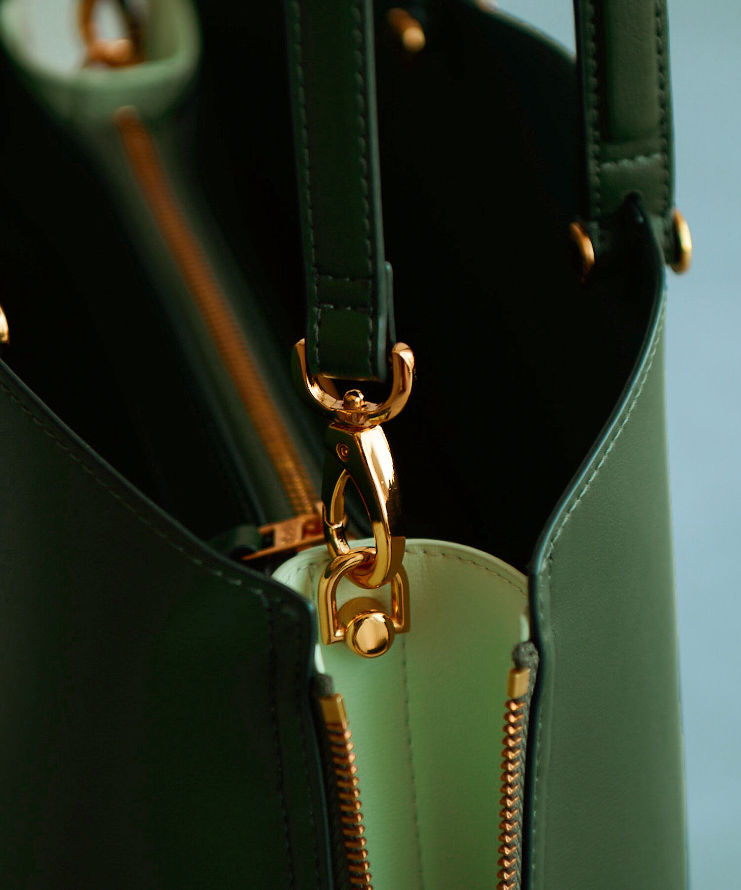 E'POR「【E'POR】Y BAG Medium（サイドジップトートバッグ）/一部WEB限定」|ハンドバッグ|