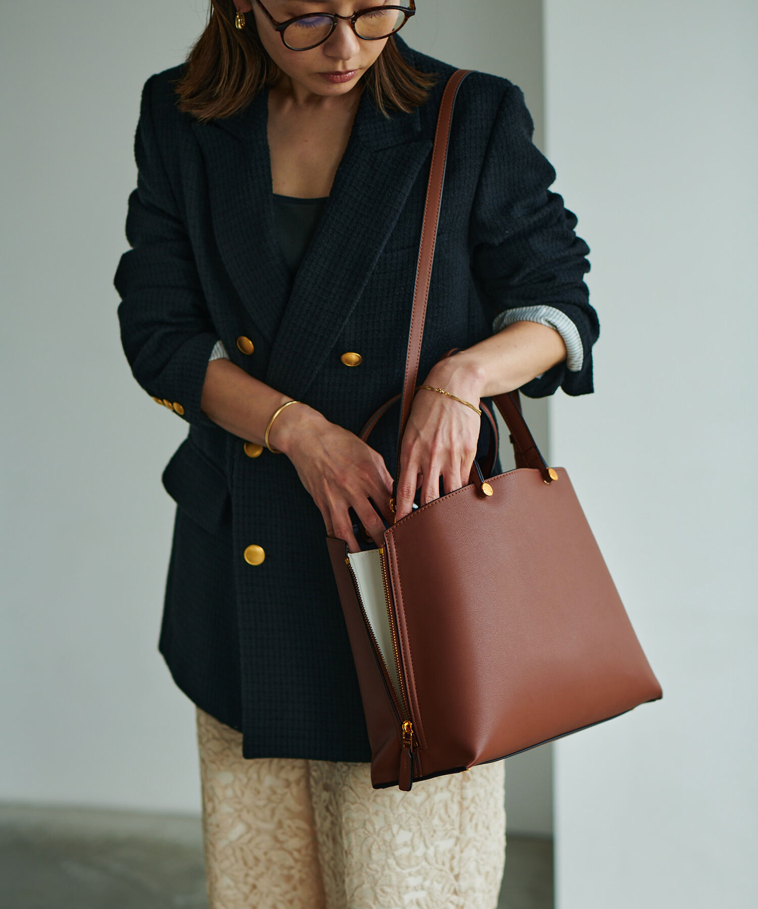 E'POR「【E'POR】Y BAG Medium（サイドジップトートバッグ）/一部WEB限定」|ハンドバッグ|