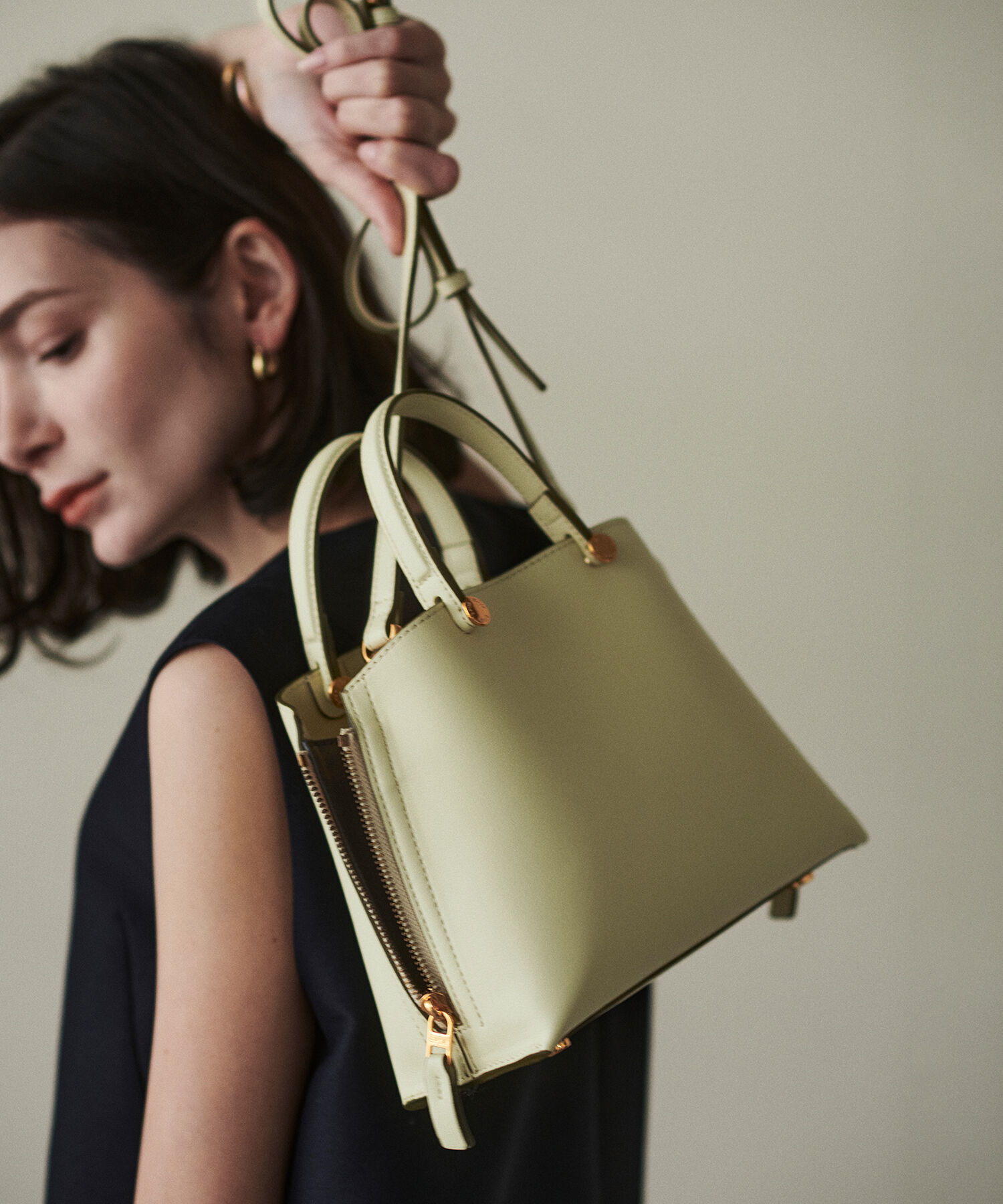 E'POR「【新色追加】【E'POR】 Y BAG Mini【雑誌掲載】」|ハンドバッグ|ライトグリーン(33)