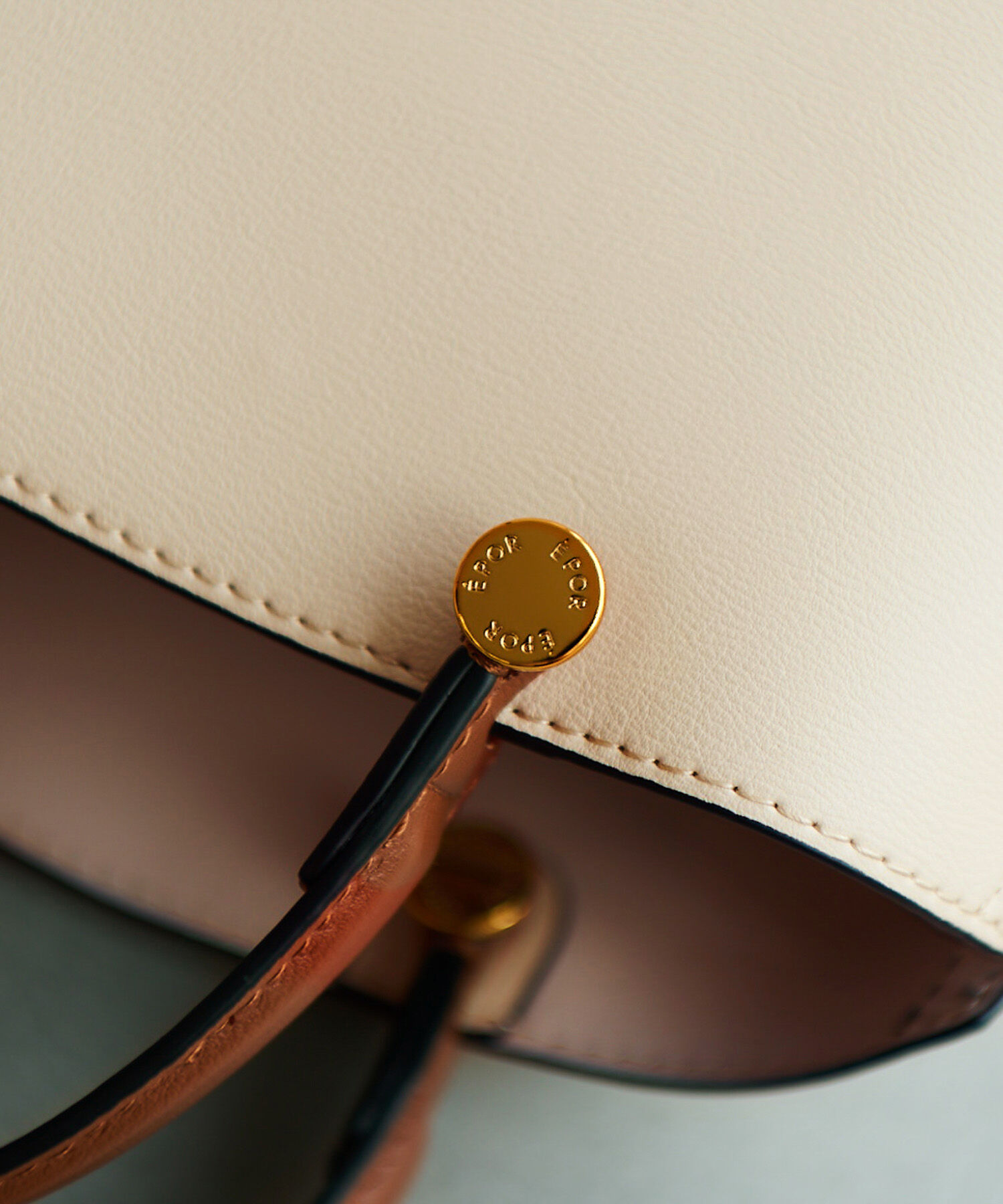 E'POR「【新色追加】【E'POR】 Y BAG Mini【雑誌掲載】」|ハンドバッグ|