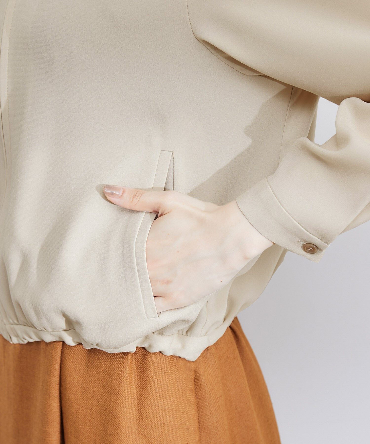 ROPE「【撥水加工】【洗える】とろみドライタッチノーカラーブルゾン/セットアップ対応」|ブルゾン・スタジャン|