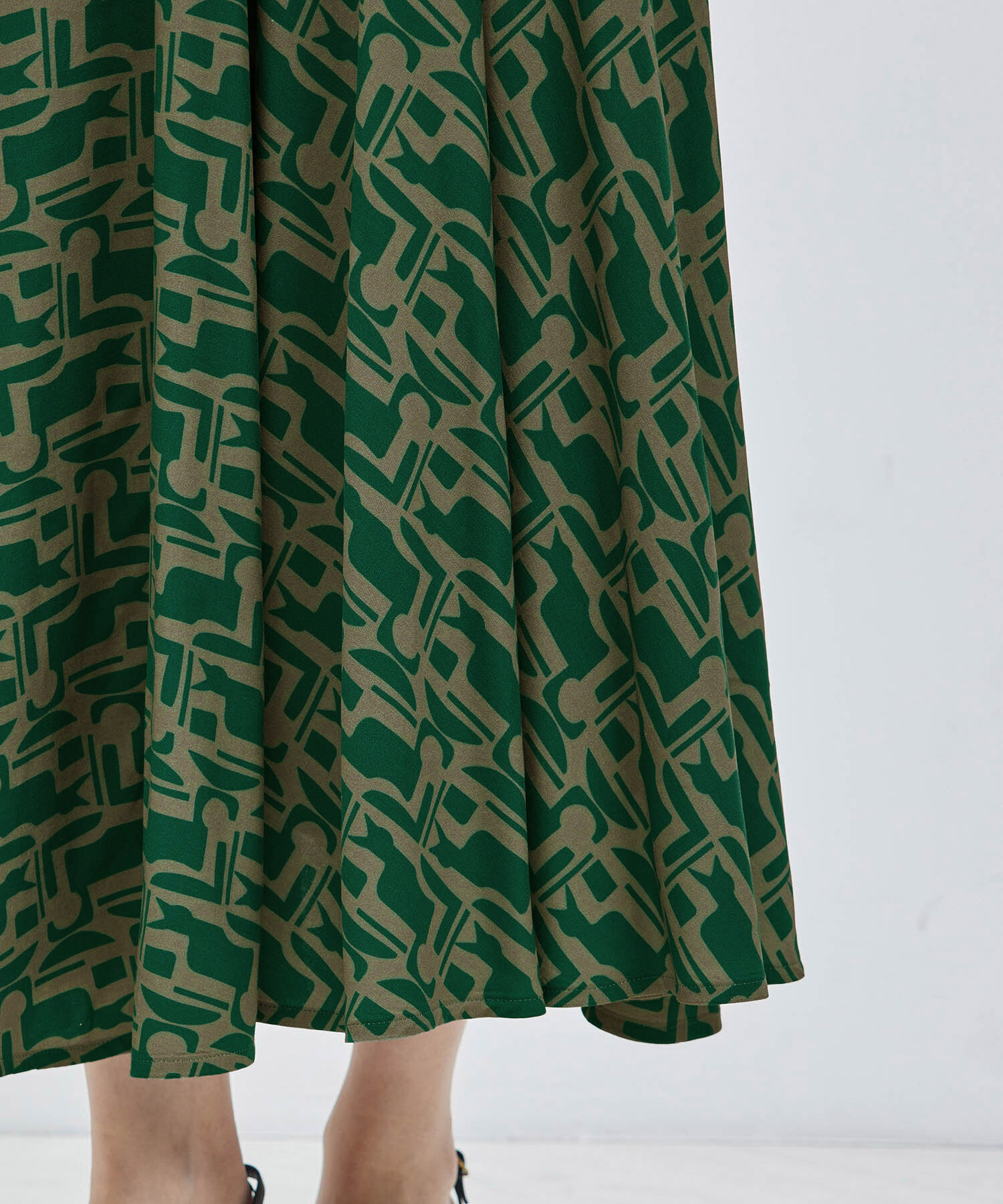 ROPE「【DEVEAUX】プリントフレアスカート」|スカート|