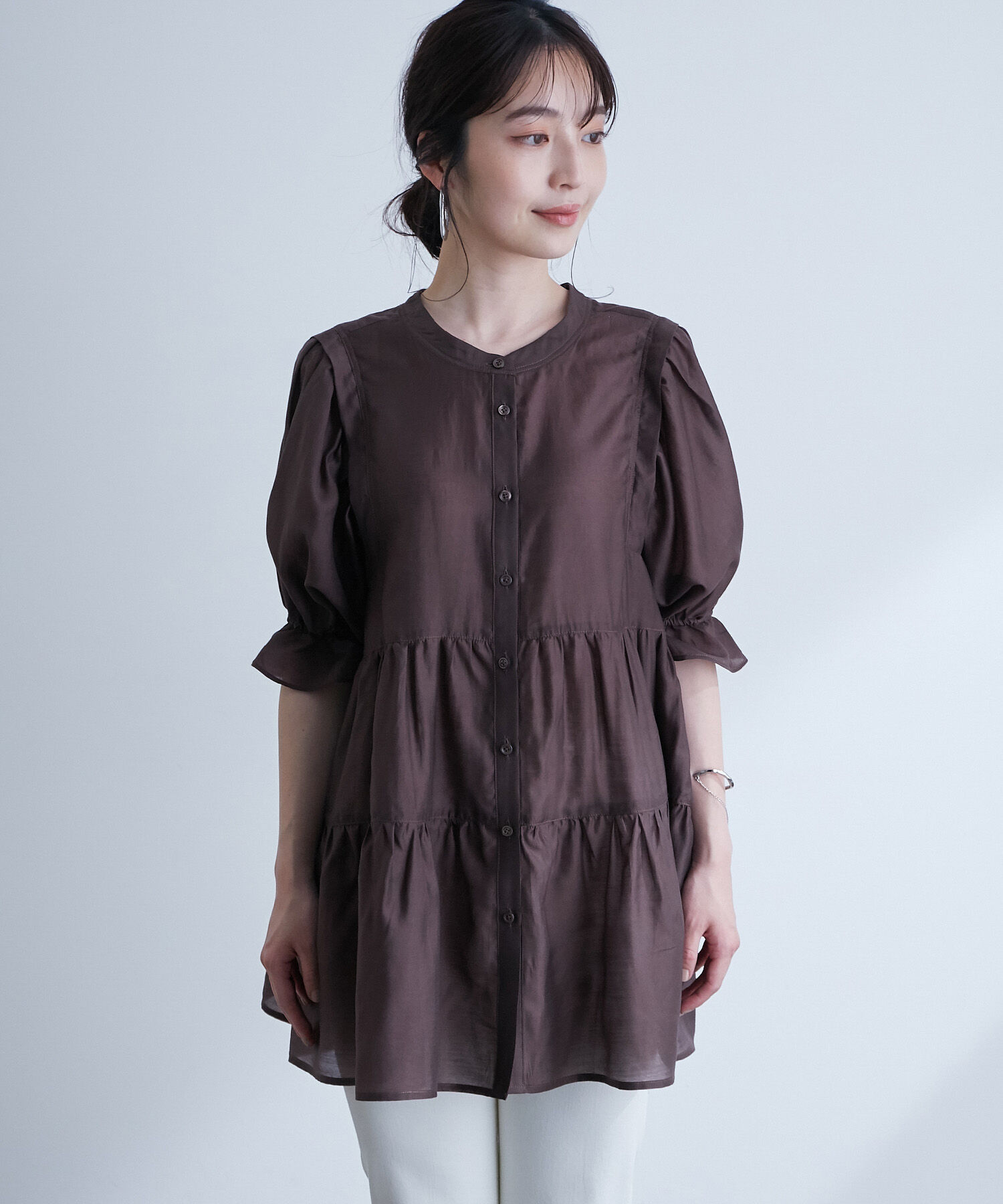 VIS「【前後2WAY】ティアードシアーチュニックブラウス」|シャツ・ブラウス|