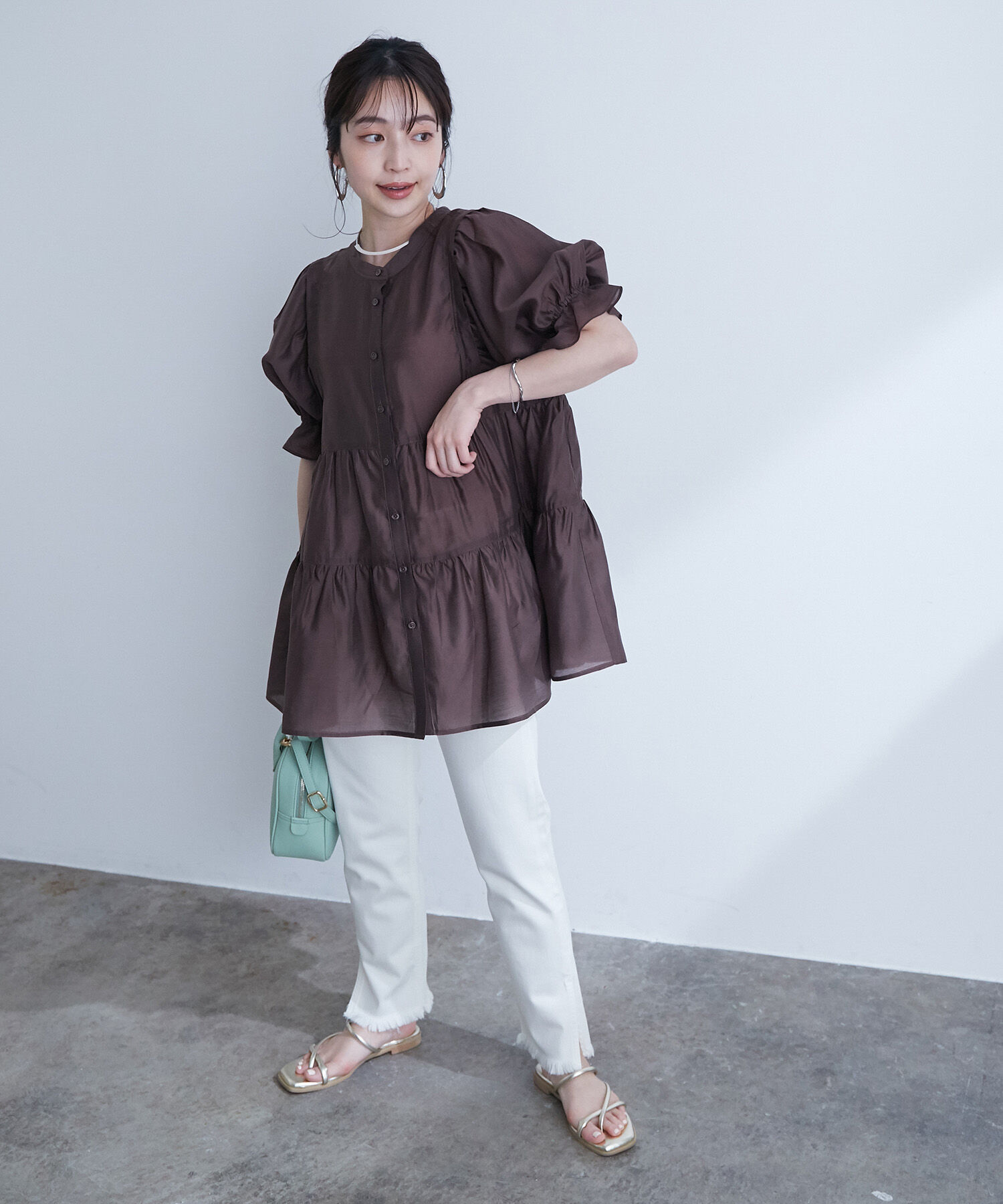 VIS「【前後2WAY】ティアードシアーチュニックブラウス」|シャツ・ブラウス|