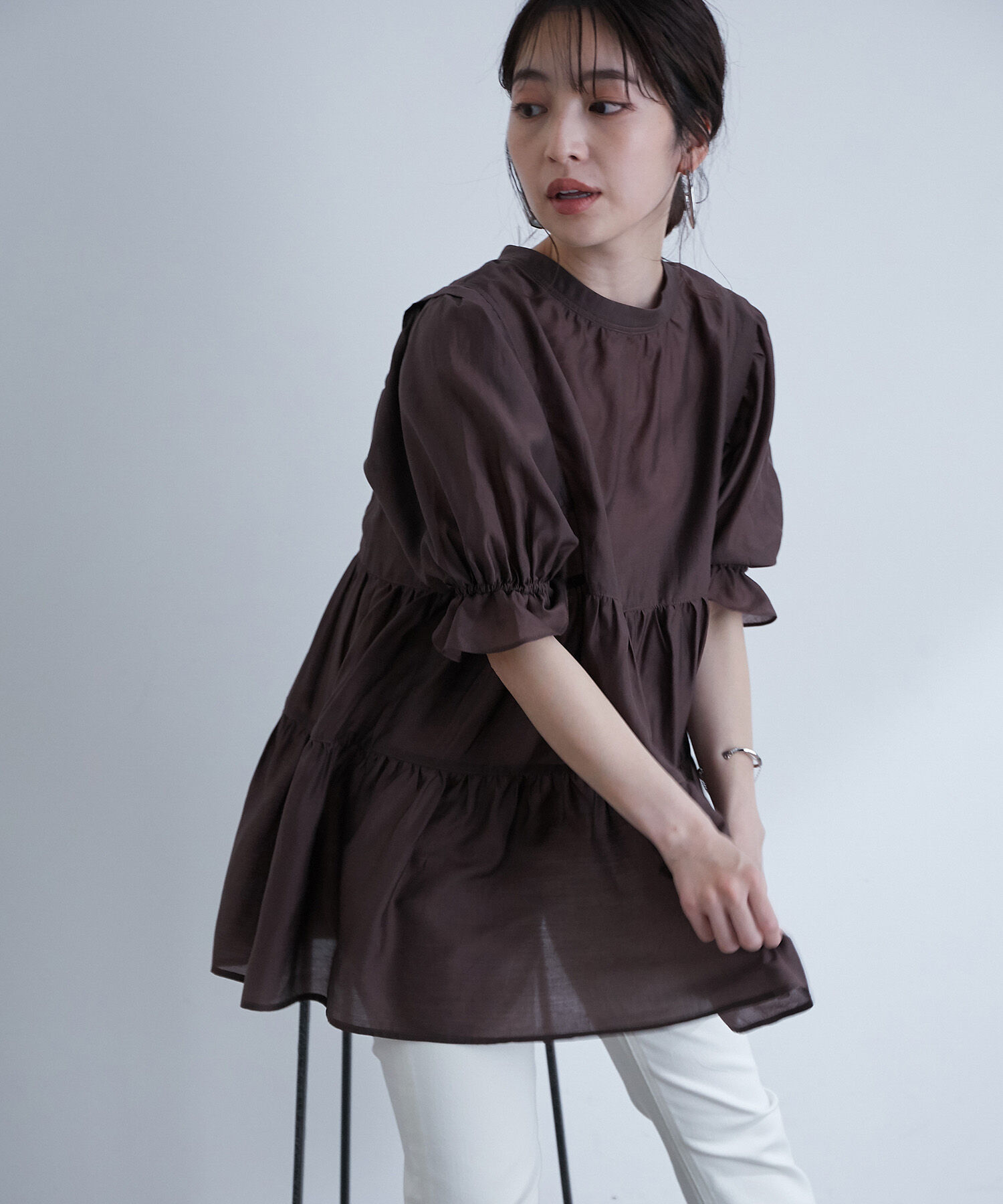 VIS「【前後2WAY】ティアードシアーチュニックブラウス」|シャツ・ブラウス|