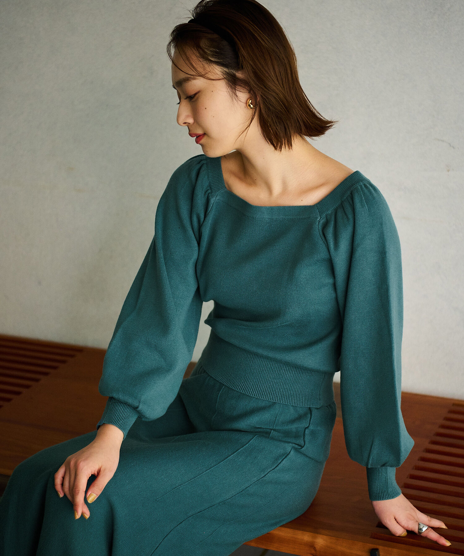 vis-a-vis「【WEB限定】前後2WAYスクエアネックニット【セットアップ対応】」|ニット・セーター|